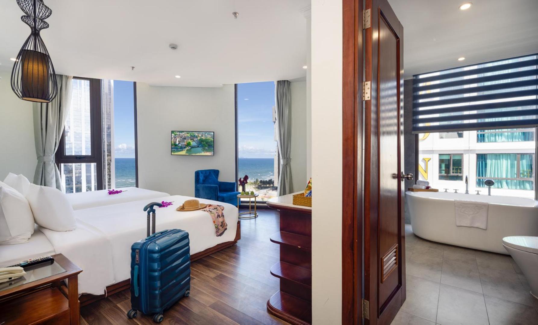 Minh Chau Premium Hotel Danang Exteriör bild